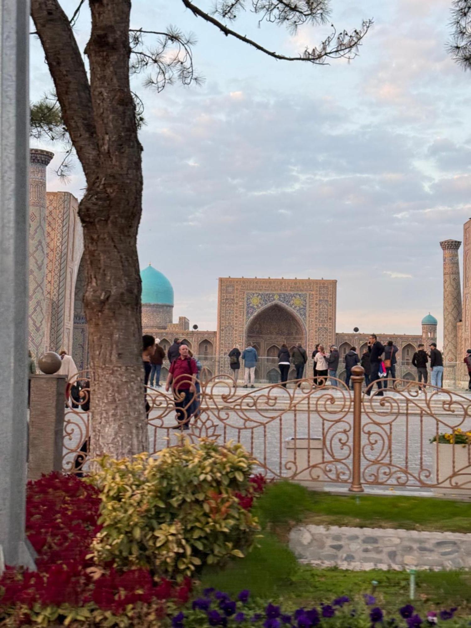 Salomat Guest House Samarkand Exterior photo